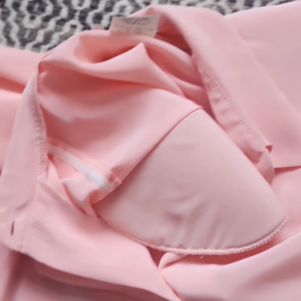 Vintage Pink Peach Blouse with Ruffle Detail 🪩🕺 - Picture 5 of 10